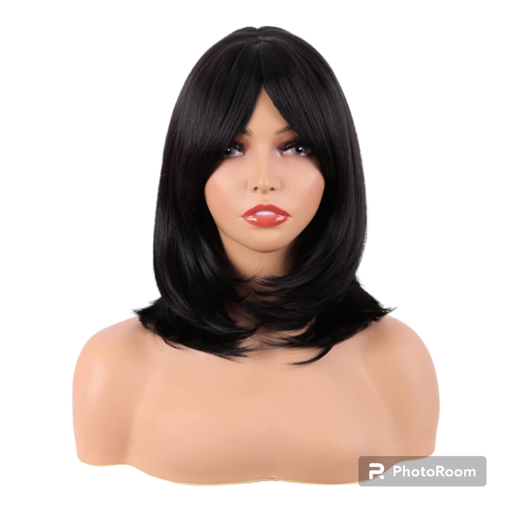 18 Inch/45 cm Layered Bangs Straight Synthetic Fiber Shoulder Length wig